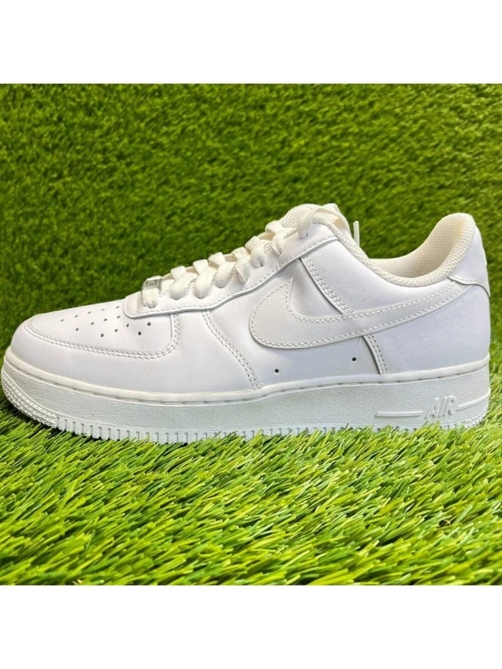 Nike Air Force 1 Low '07 Womens Size 9 White Athletic Leather Shoes Sneakers